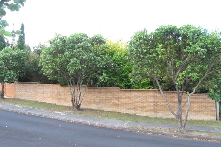 Photo of property in 7 Javelin Place, West Harbour, Auckland, 0618