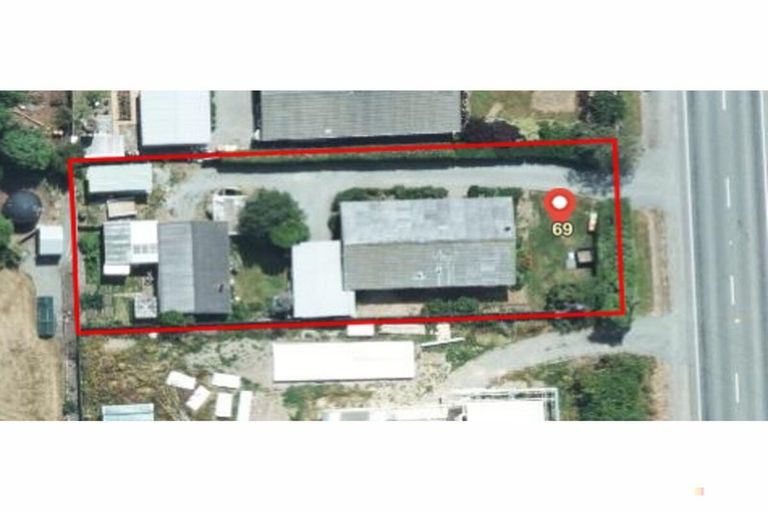 Photo of property in 69 Main North Road, Geraldine, 7930