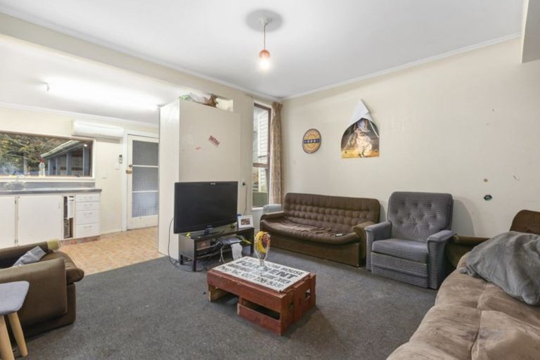 Photo of property in 307 Stuart Street, Dunedin Central, Dunedin, 9016