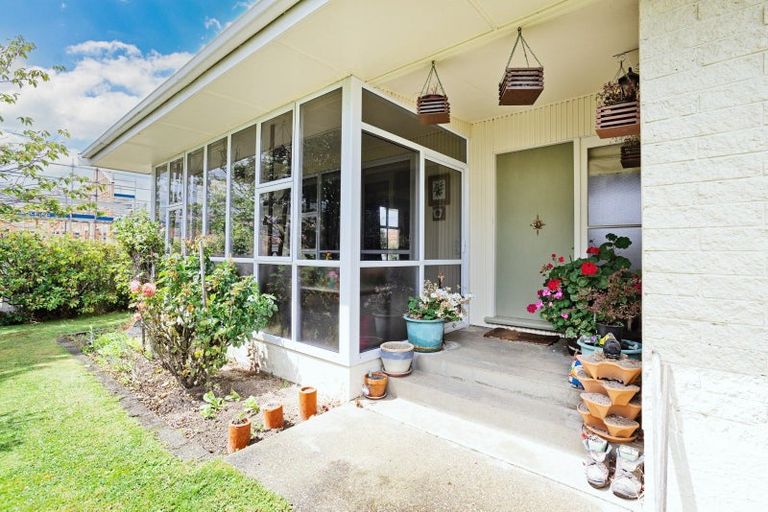 Photo of property in 611 Tay Street, Hawthorndale, Invercargill, 9810