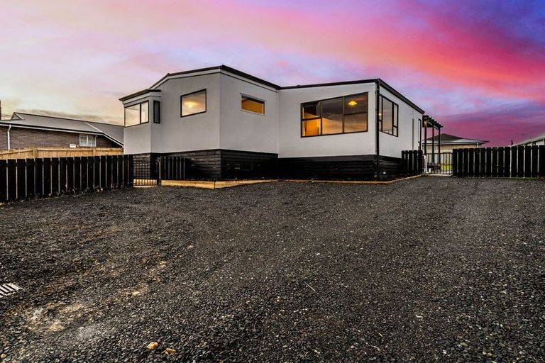 Photo of property in 57 Dunbeath Crescent, Kew, Invercargill, 9812