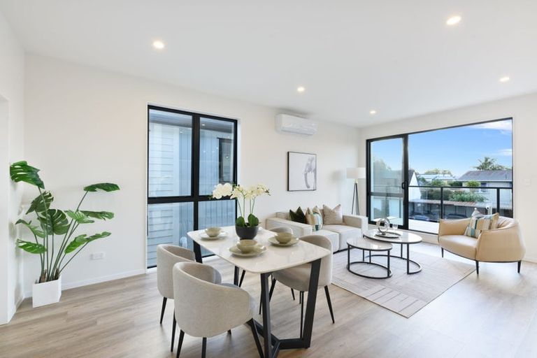 Photo of property in 95c Swanson Road, Henderson, Auckland, 0610