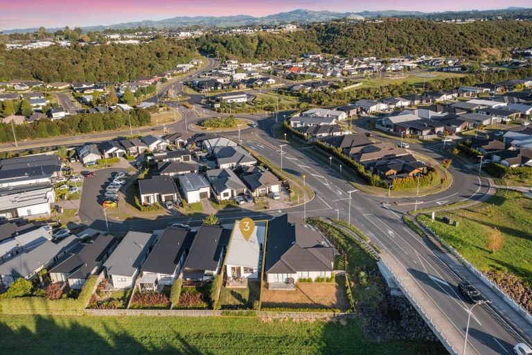 Photo of property in 3 Foley Grove, Pyes Pa, Tauranga, 3110