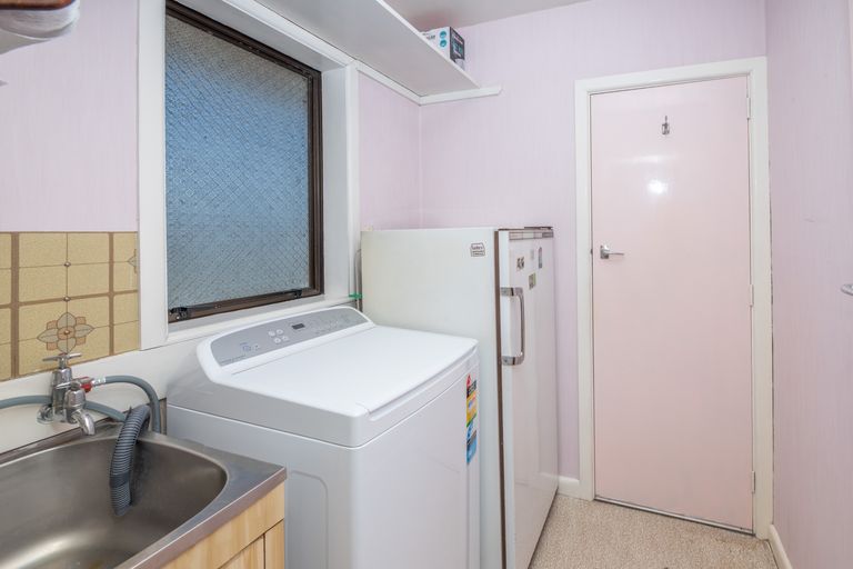 Photo of property in 4 Fenhall Street, Russley, Christchurch, 8042