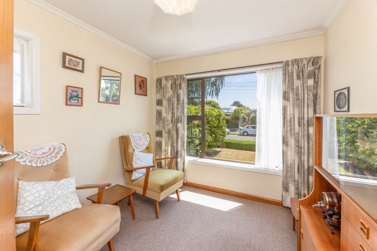 Photo of property in 4 Fenhall Street, Russley, Christchurch, 8042