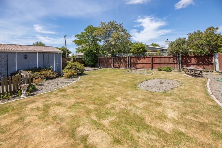 Photo of property in 4 Fenhall Street, Russley, Christchurch, 8042