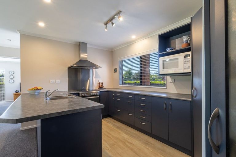 Photo of property in 10 De La Mare Drive, Leamington, Cambridge, 3432