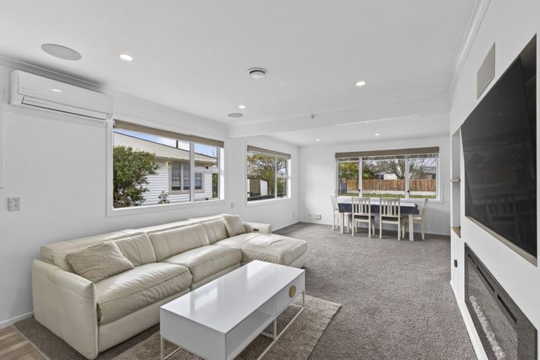 Photo of property in 7 Victor Street, Hurdon, New Plymouth, 4310