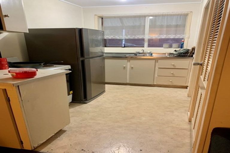 Photo of property in 2/62 Carlisle Road, Browns Bay, Auckland, 0630