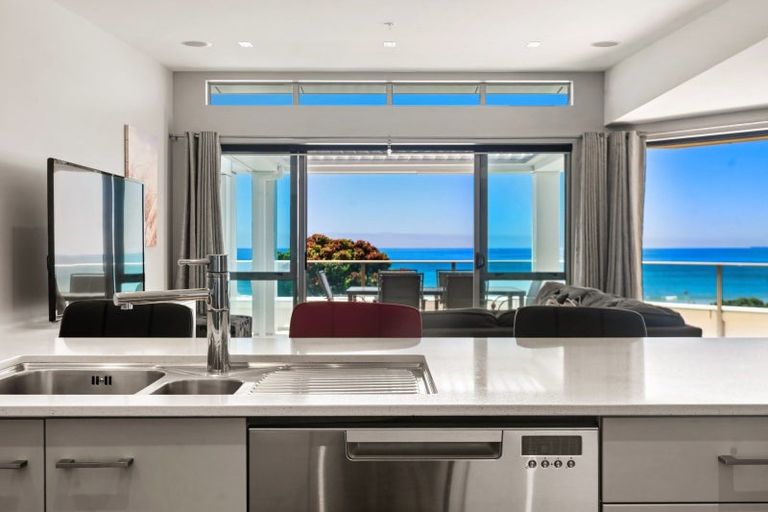 Photo of property in 302/136 Marine Parade, Mount Maunganui, 3116