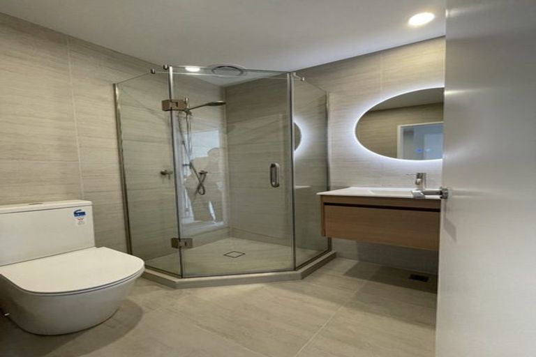 Photo of property in 7/13 Thomas Road, Mangere, Auckland, 2022