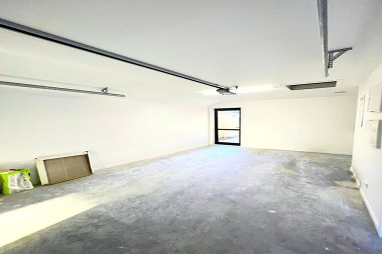 Photo of property in 6 Korokio Lane, Halswell, Christchurch, 8025