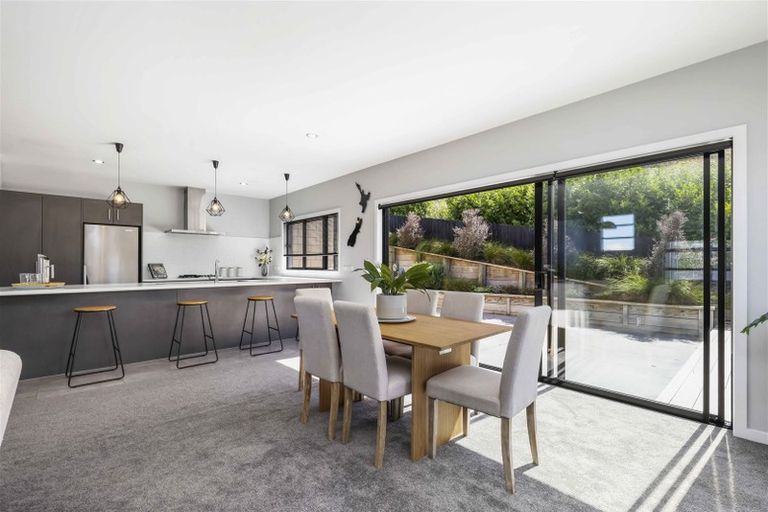 Photo of property in 43 Shrule Place, Huntington, Hamilton, 3210