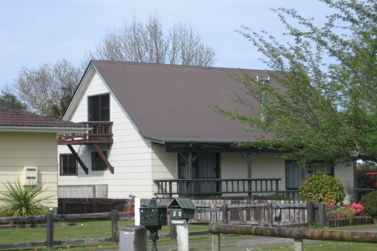 Photo of property in 10 Urquhart Place, Fairy Springs, Rotorua, 3015