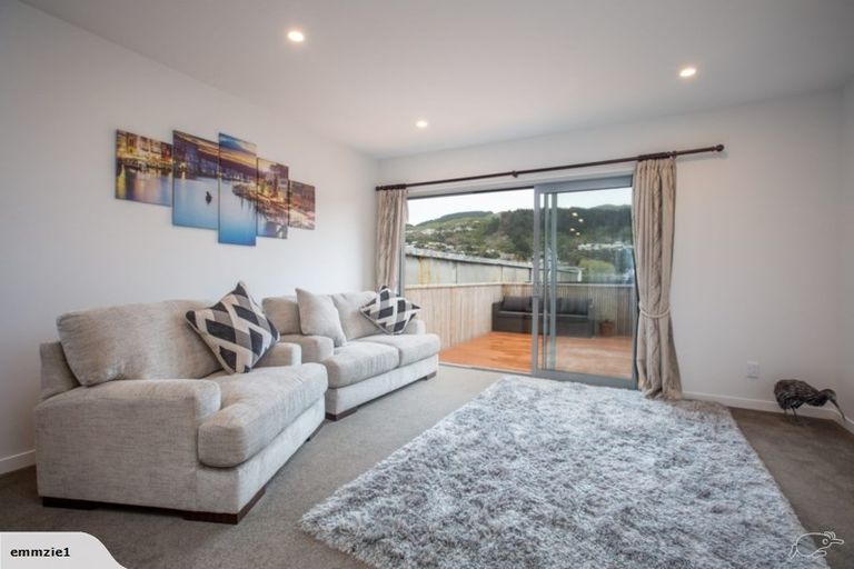 Photo of property in 1/7 Handyside Street, Tawa, Wellington, 5028