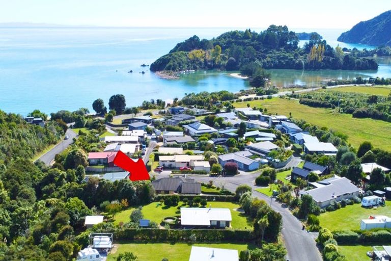 Photo of property in 28 Nyhane Drive, Ligar Bay, Takaka, 7183