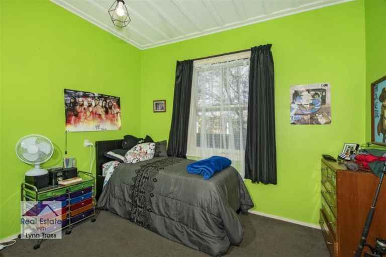 Photo of property in 46 Valley Road, Hikurangi, 0114