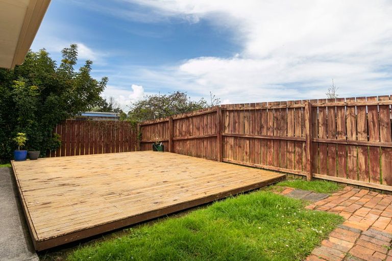 Photo of property in 12 Legacy Drive, Henderson, Auckland, 0612