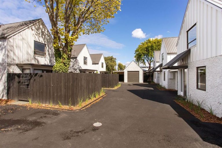 Photo of property in 1/99 Mandeville Street, Riccarton, Christchurch, 8011