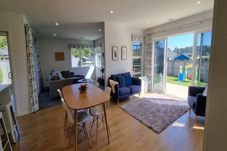 Photo of property in 7 Leadline Place, Whitby, Porirua, 5024