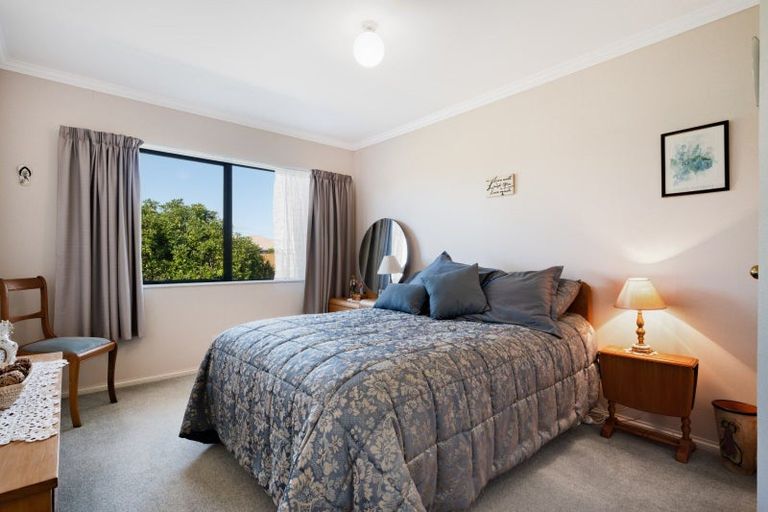 Photo of property in 2 Lotus Avenue, Mount Maunganui, 3116