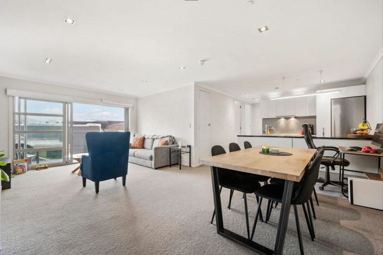 Photo of property in Bellagio Apartments, 6d/39 Taranaki Street, Te Aro, Wellington, 6011