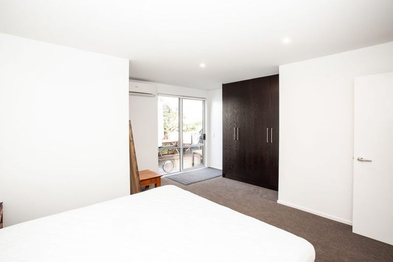 Photo of property in 25a Bayview Place, Cass Bay, Lyttelton, 8082