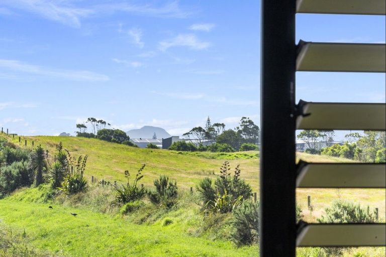 Photo of property in 12 Kuakua Close, Papamoa Beach, Papamoa, 3118