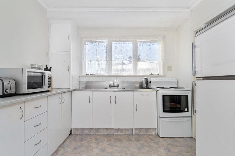 Photo of property in 29 Henderson Crescent, Parkvale, Tauranga, 3112