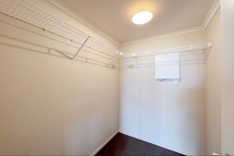 Photo of property in 10 Madison Street, Cambridge, 3434