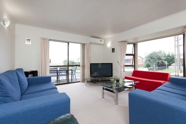 Photo of property in 40 Bayly Road, Moturoa, New Plymouth, 4310