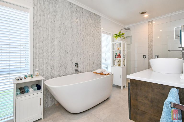 Photo of property in 3 Lees Cove, Karaka, Papakura, 2113