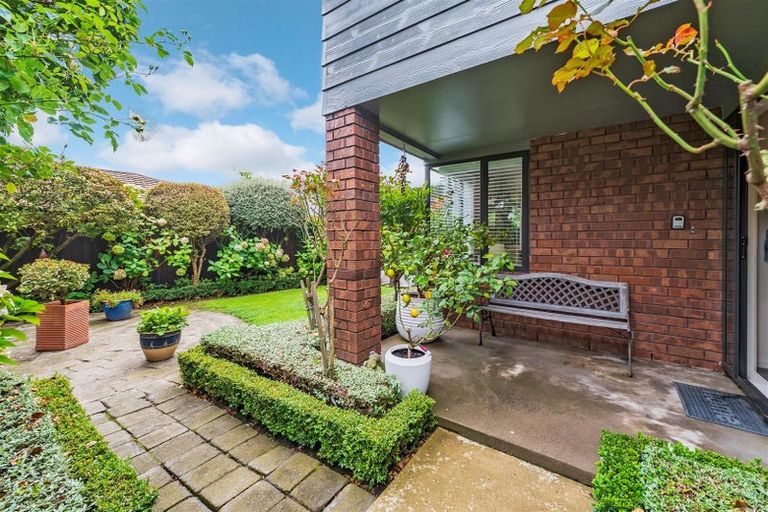 Photo of property in 34 Royleen Street, Casebrook, Christchurch, 8051