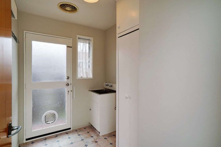 Photo of property in 1/69 Denise Crescent, Hornby, Christchurch, 8042