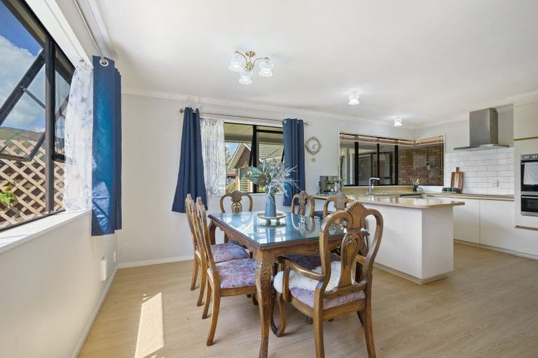 Photo of property in 141 Belvedere Avenue, Waikanae, 5036