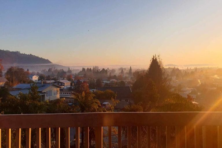 Photo of property in 17 Westbourne Avenue, Pomare, Rotorua, 3015