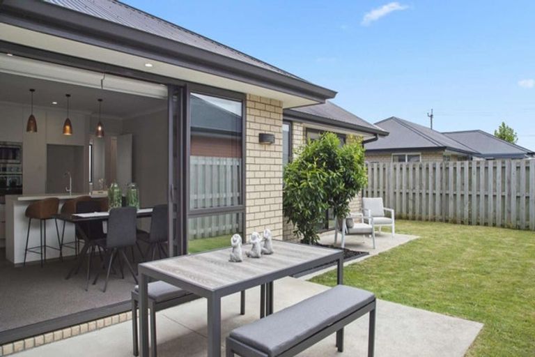 Photo of property in 5 O Ruamano Crescent, Pukekohe, 2120