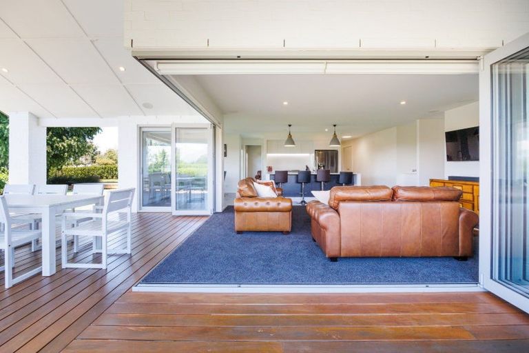 Photo of property in 737 Stoney Creek Road, Bunnythorpe, Palmerston North, 4470