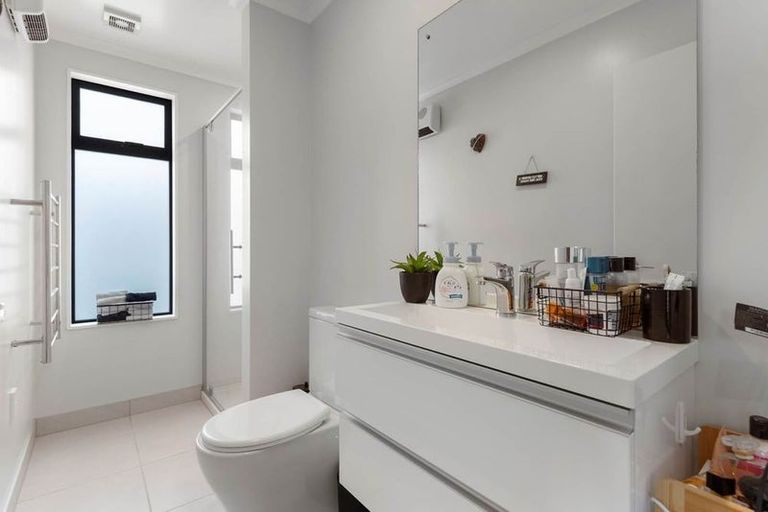 Photo of property in 3 Courage Road, Papakura, 2110