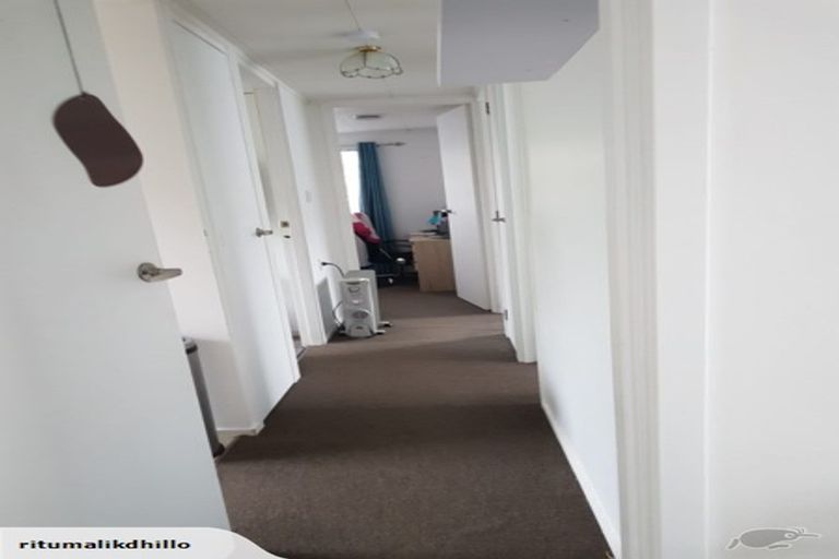 Photo of property in 7 Rawson Street, Tawa, Wellington, 5028