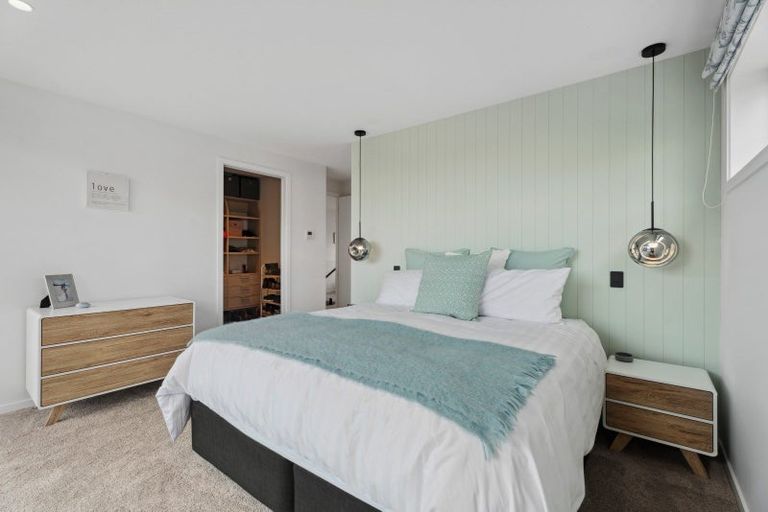 Photo of property in 3b Wallace Place, Westown, New Plymouth, 4310