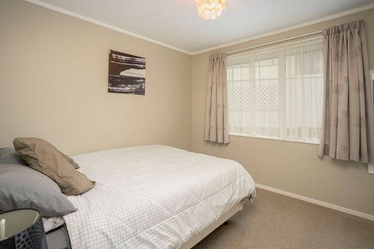 Photo of property in 12 Kate Edger Place, Stoke, Nelson, 7011
