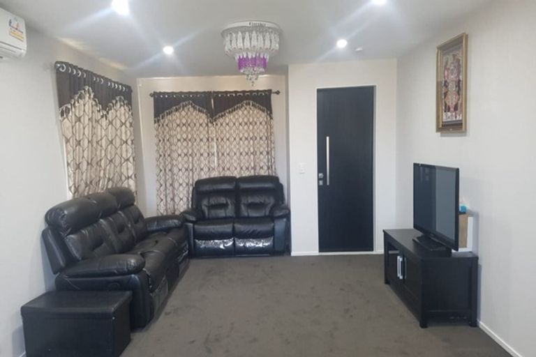 Photo of property in 2 Dow Square, Wigram, Christchurch, 8025