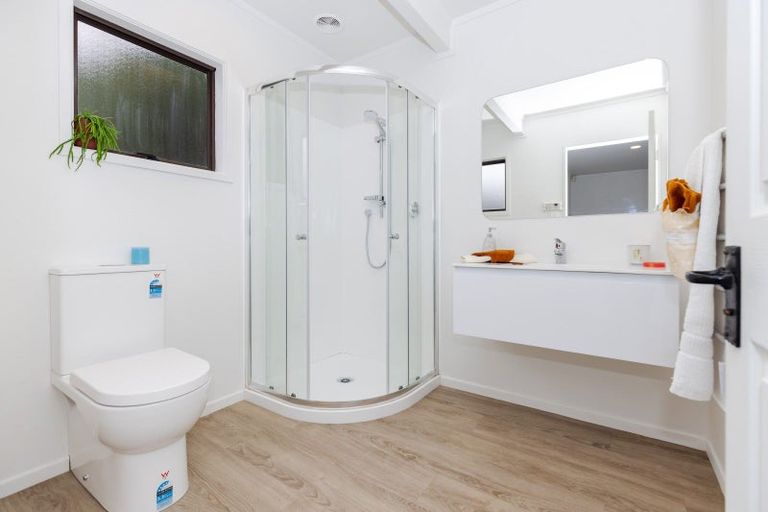 Photo of property in 17 Chesterfield Place, Rototuna, Hamilton, 3210