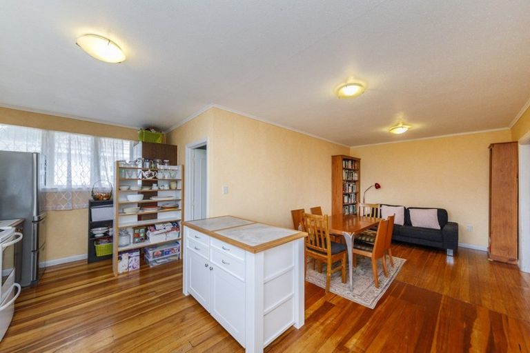 Photo of property in 7 Hobson Place, Takaro, Palmerston North, 4412