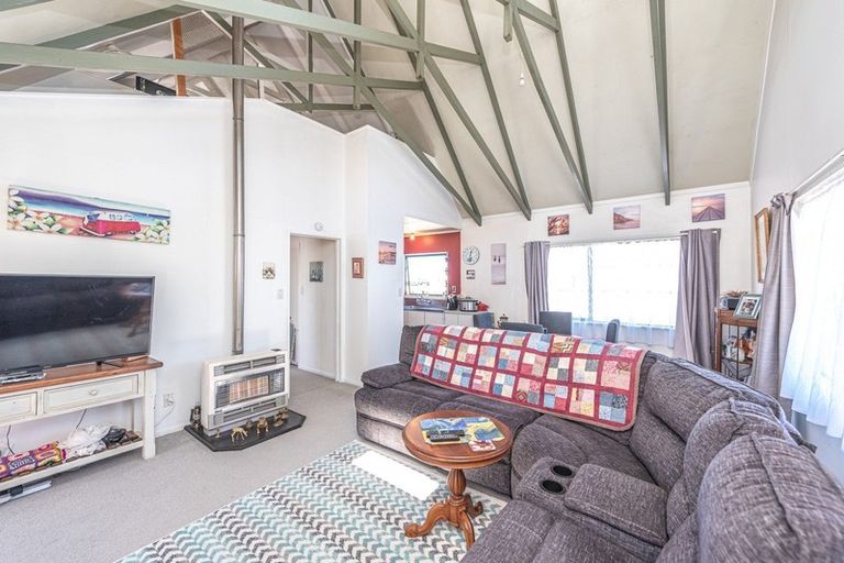 Photo of property in 23 Manuka Street, Castlecliff, Whanganui, 4501