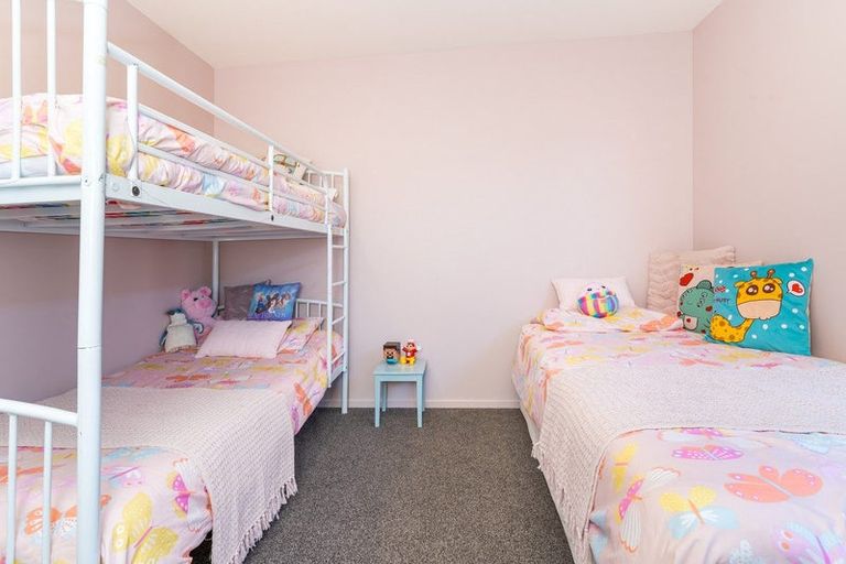 Photo of property in 5 Unwin Place, Twizel, 7901