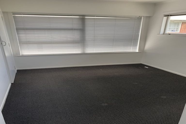 Photo of property in 89 Hillcrest Avenue, Hillcrest, Auckland, 0627