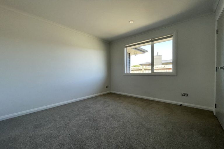 Photo of property in 89 Johnstone Drive, Fitzherbert, Palmerston North, 4410
