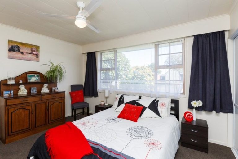 Photo of property in 108 Benmore Avenue, Cloverlea, Palmerston North, 4412